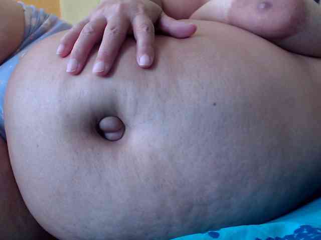mia-naughty webcam