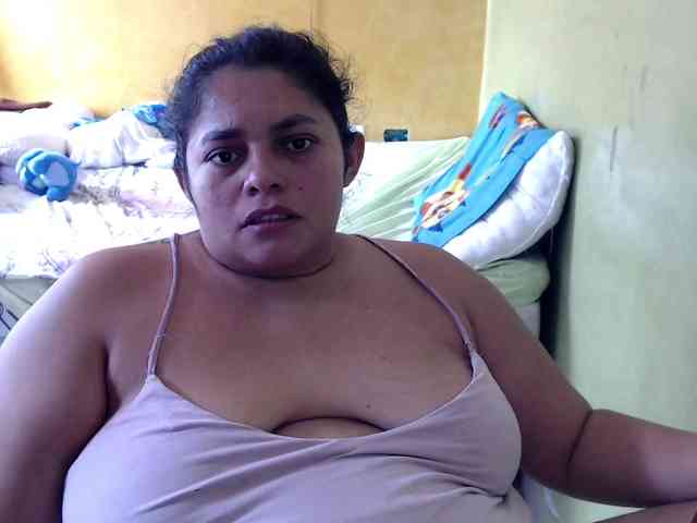 mia-naughty webcam