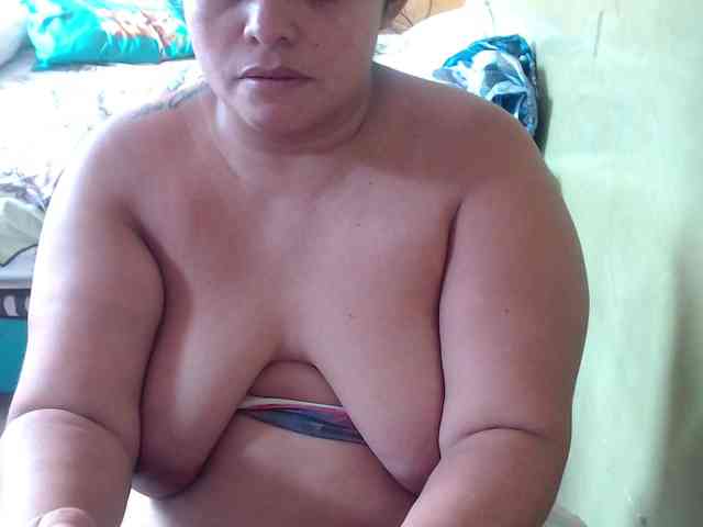 mia-naughty webcam