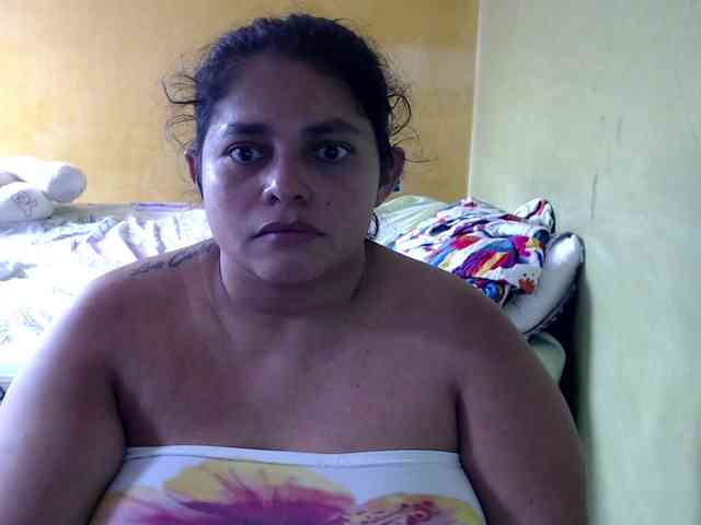 mia-naughty webcam