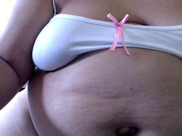 mia-naughty webcam