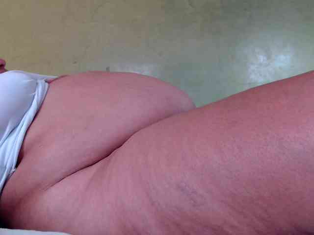 mia-naughty webcam