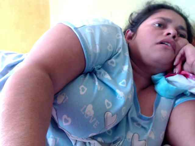 mia-naughty webcam