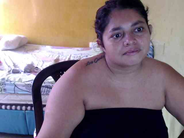 mia-naughty webcam