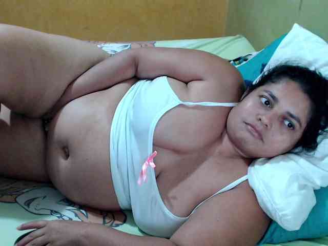 mia-naughty webcam