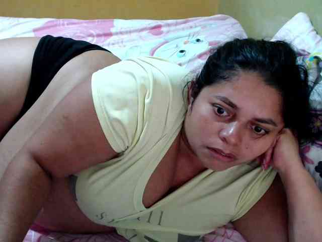mia-naughty webcam