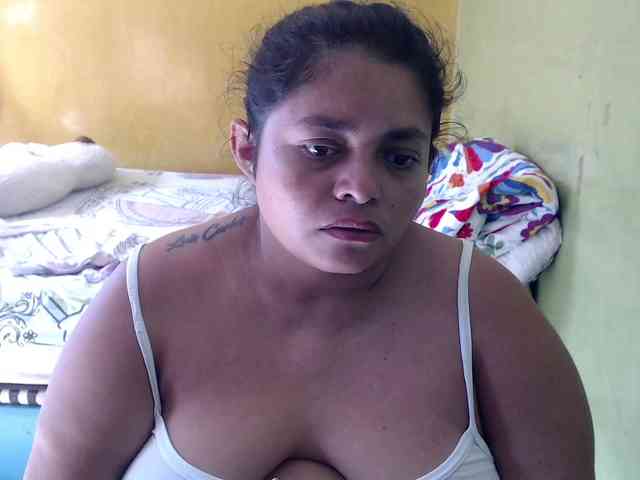 mia-naughty webcam