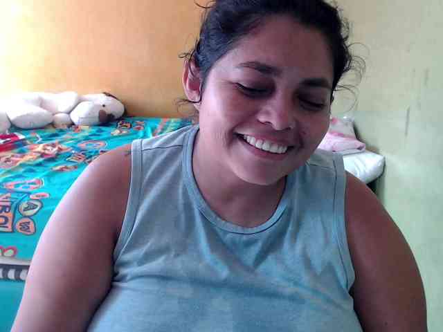 mia-naughty webcam