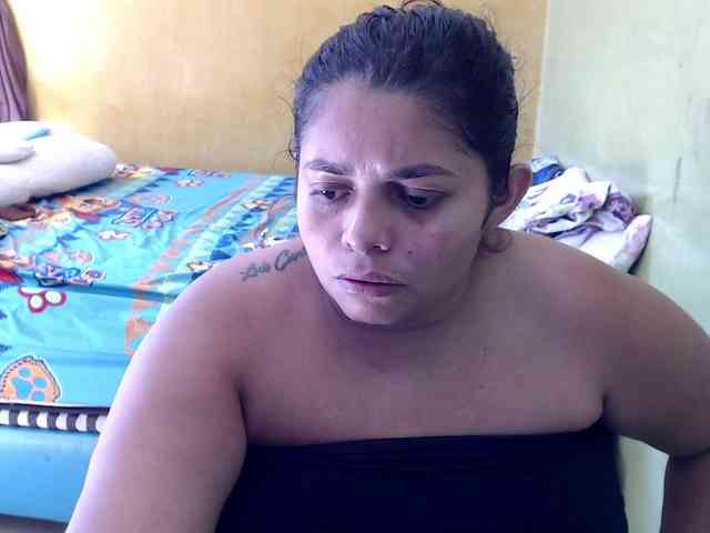 mia-naughty webcam