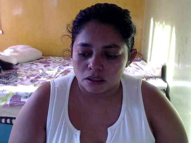 mia-naughty webcam