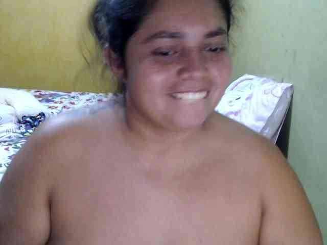 mia-naughty webcam