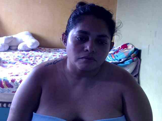 mia-naughty webcam
