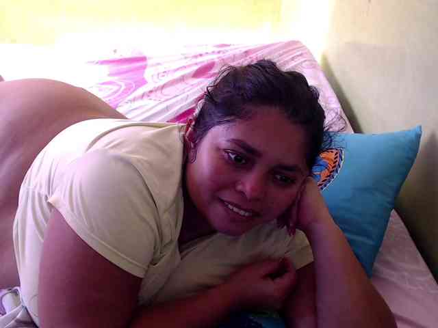 mia-naughty webcam