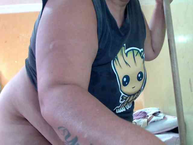 mia-naughty