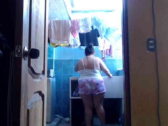 mia-naughty webcam