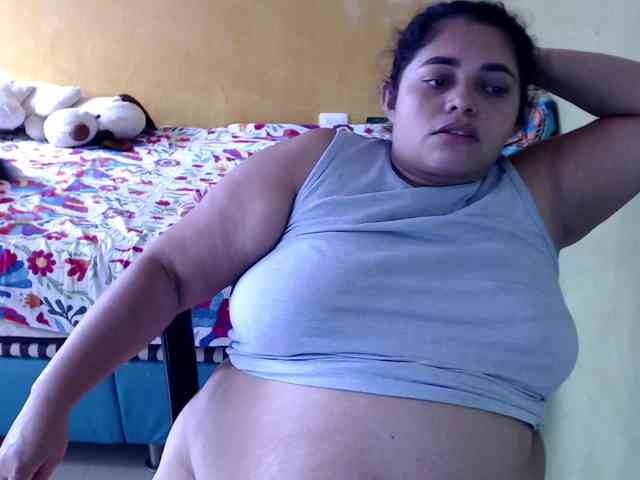 mia-naughty webcam