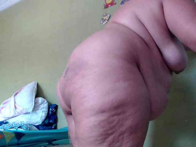 mia-naughty webcam