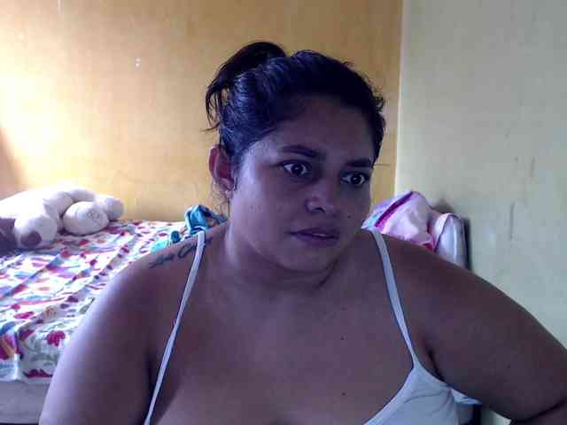 mia-naughty webcam