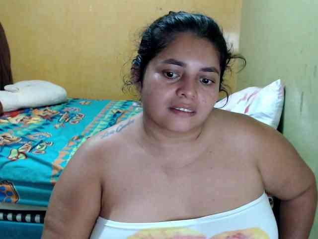 mia-naughty webcam