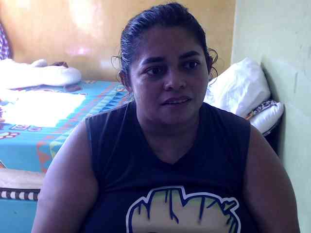 mia-naughty webcam