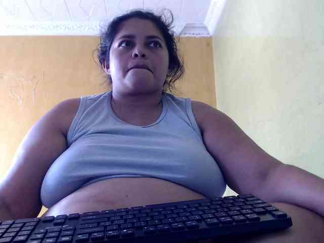 mia-naughty webcam