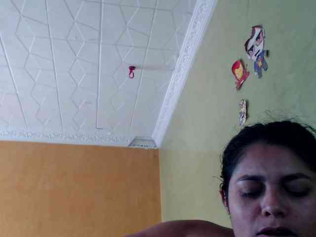 mia-naughty webcam