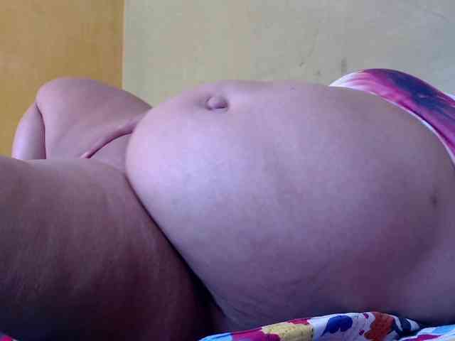 mia-naughty webcam