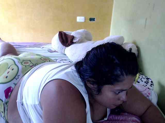 mia-naughty