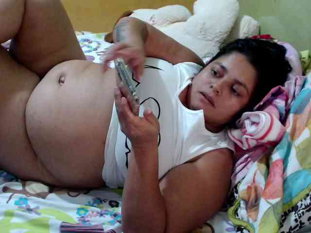 mia-naughty webcam