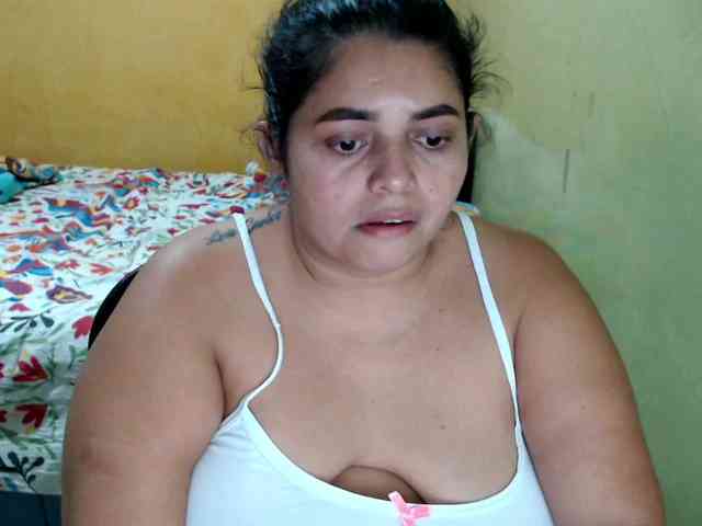mia-naughty webcam