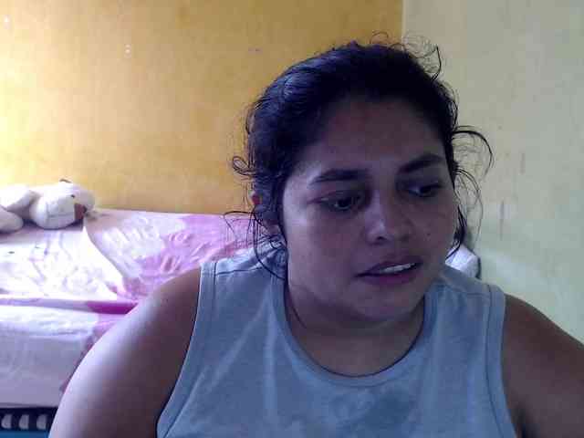 mia-naughty webcam