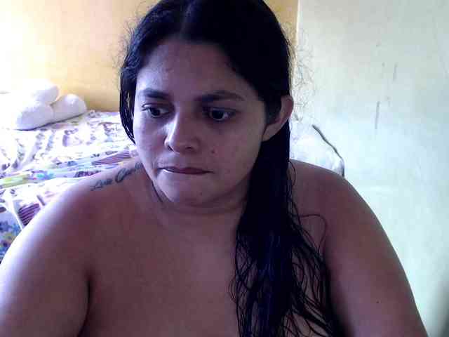 mia-naughty webcam