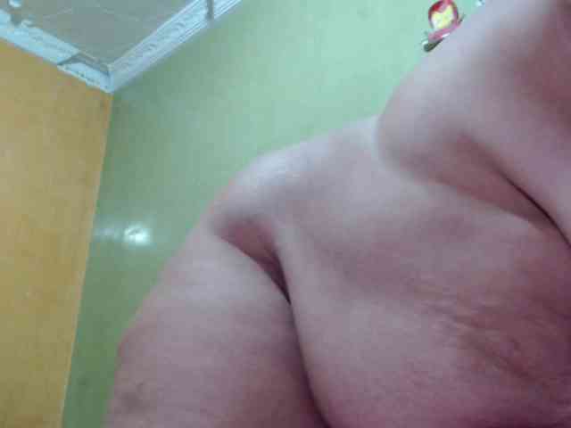mia-naughty