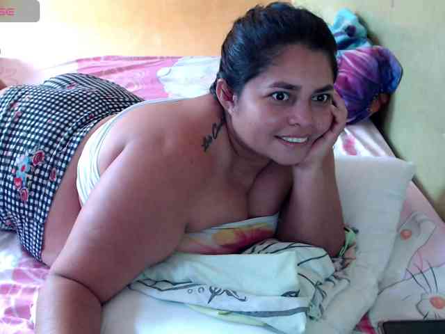 mia-naughty webcam