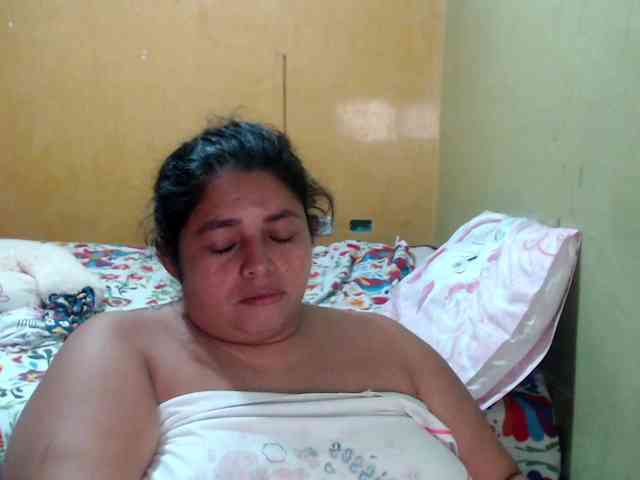 mia-naughty webcam