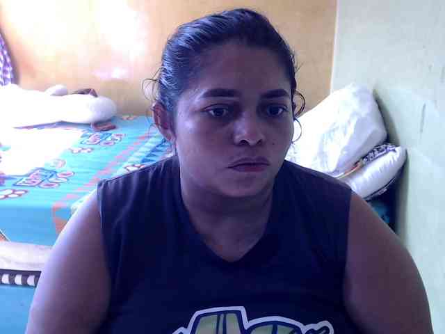 mia-naughty webcam