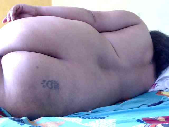 mia-naughty webcam