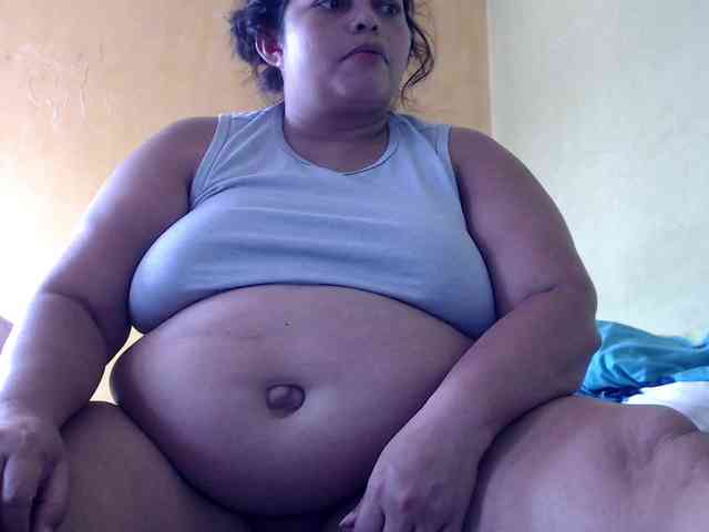 mia-naughty webcam