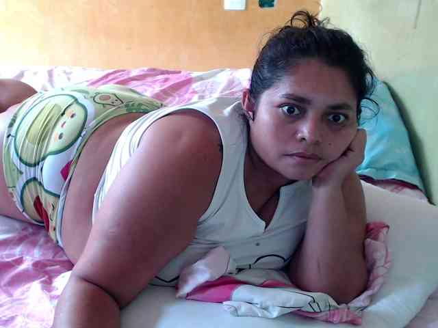 mia-naughty webcam