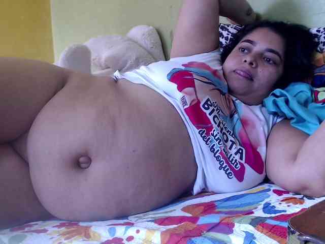 mia-naughty webcam