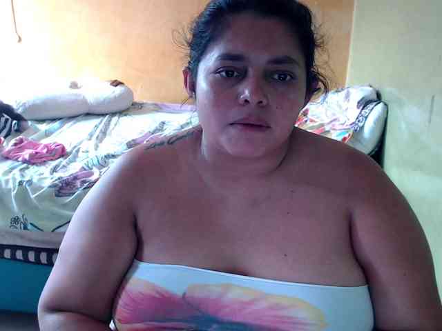 mia-naughty webcam