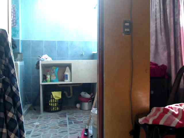 mia-naughty webcam