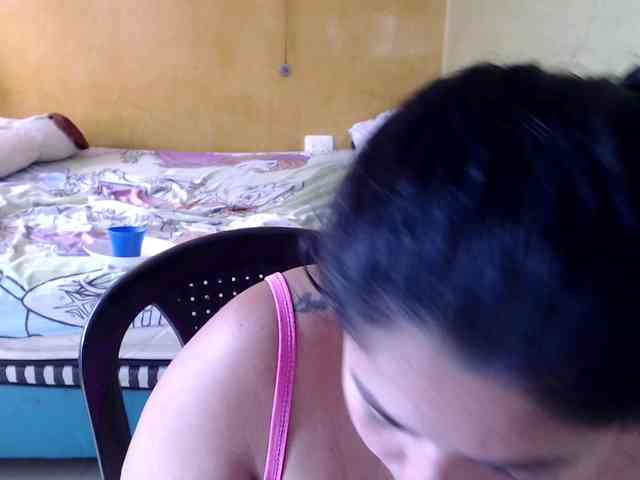 mia-naughty webcam