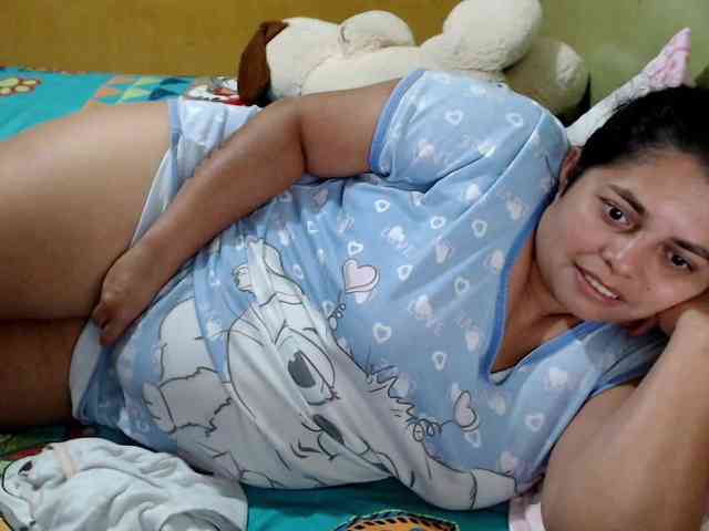 mia-naughty webcam