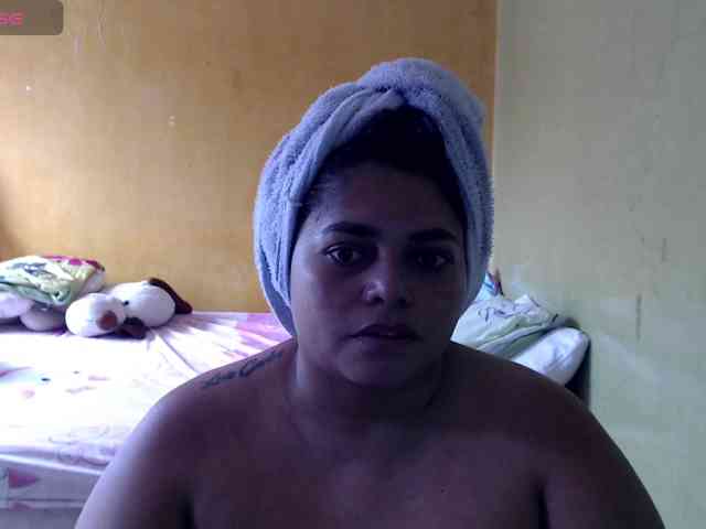 mia-naughty webcam