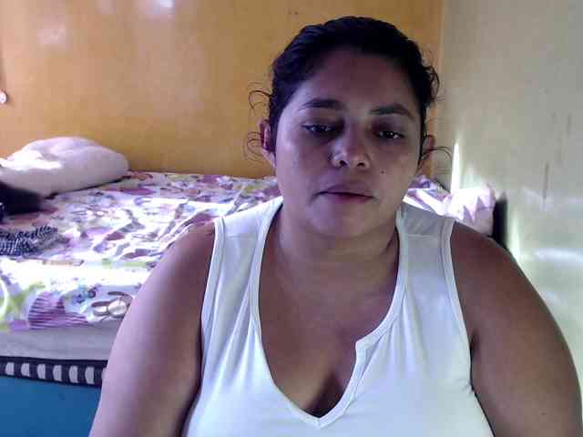 mia-naughty webcam