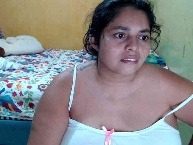 mia-naughty webcam