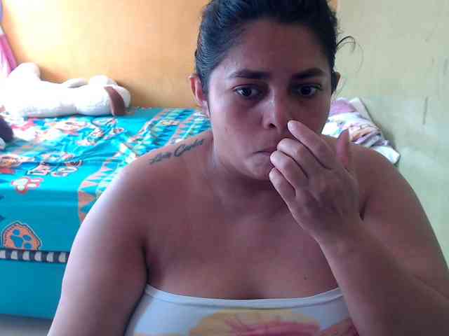 mia-naughty webcam