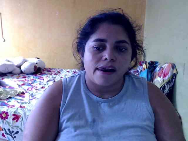 mia-naughty webcam
