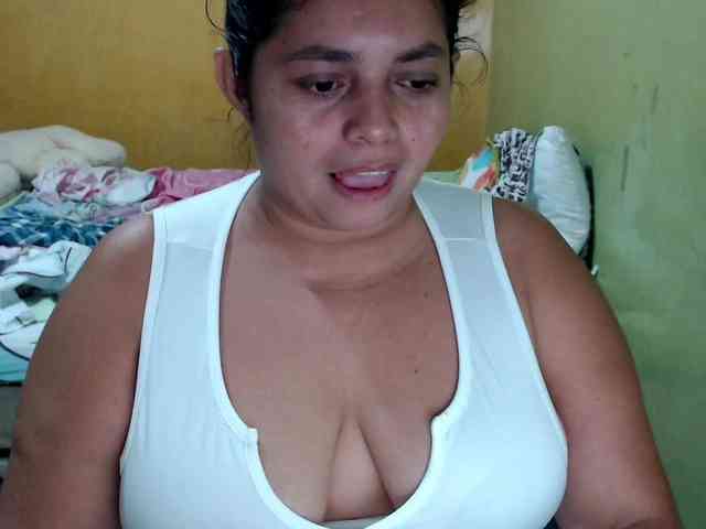 Model: mia-naughty